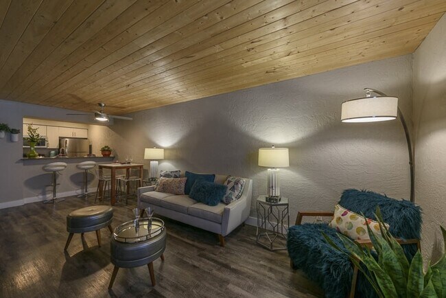 Foto del edificio - Icon on Central