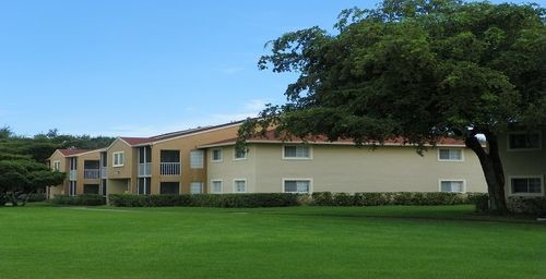 Building Photo - 4200 Community Dr