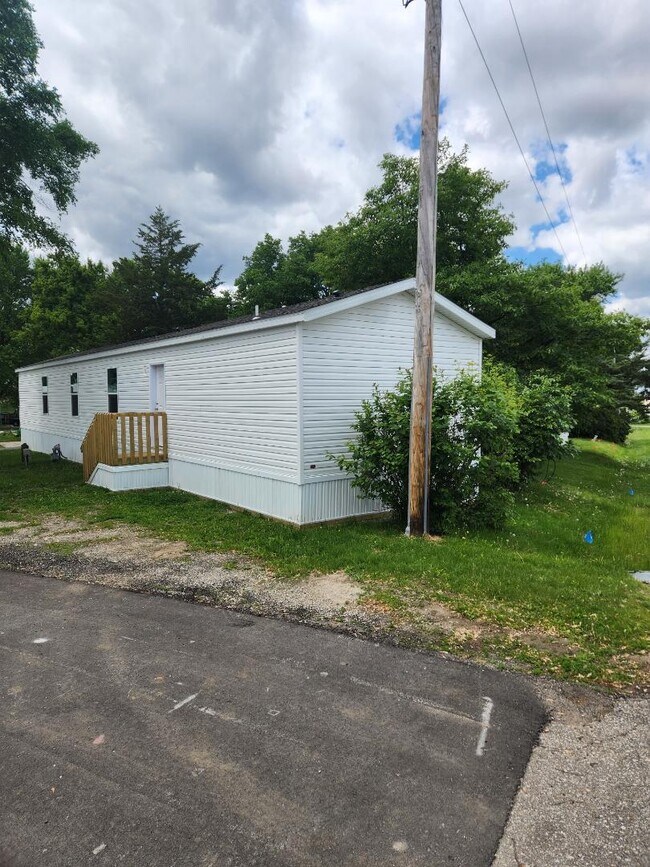 Foto del edificio - 5900 Osage Rd