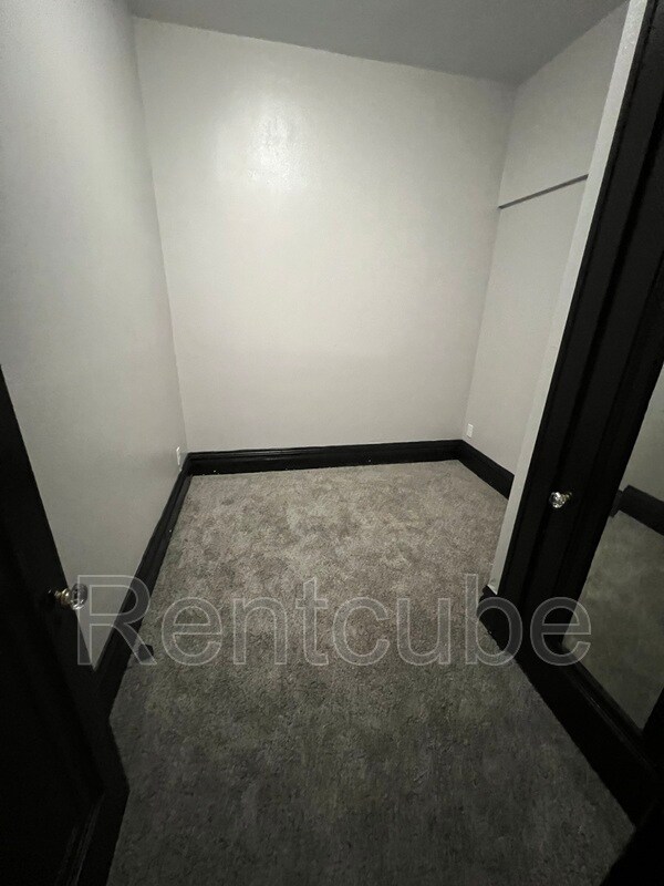 Foto del edificio - 247 W 11th St