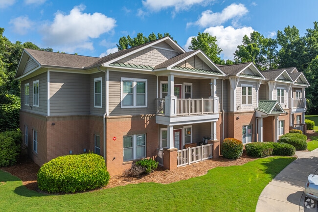 Building Photo - Farmington Hills