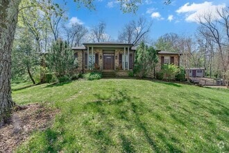 Building Photo - 6112 Frontier Ct