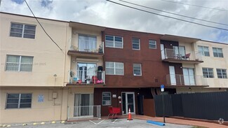 Building Photo - 12500 NE 5th Ave