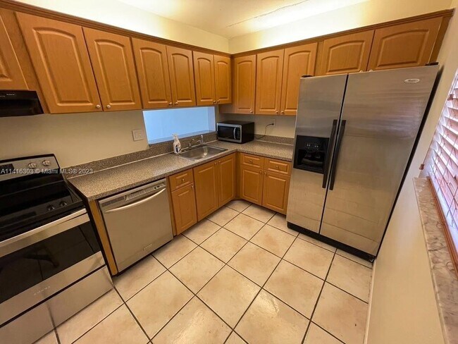 Foto del edificio - 8500 SW 133rd Avenue Rd