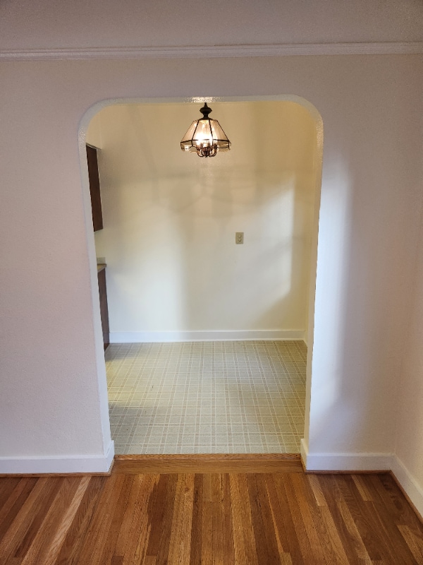 Building Photo - 2317 10th Ave E