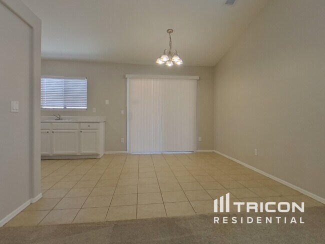 Foto del edificio - 25726 W St Kateri Dr