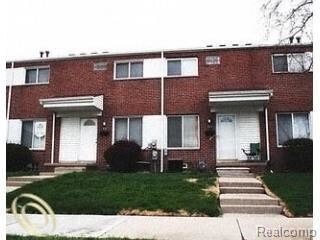 Primary Photo - 3151 Larned St