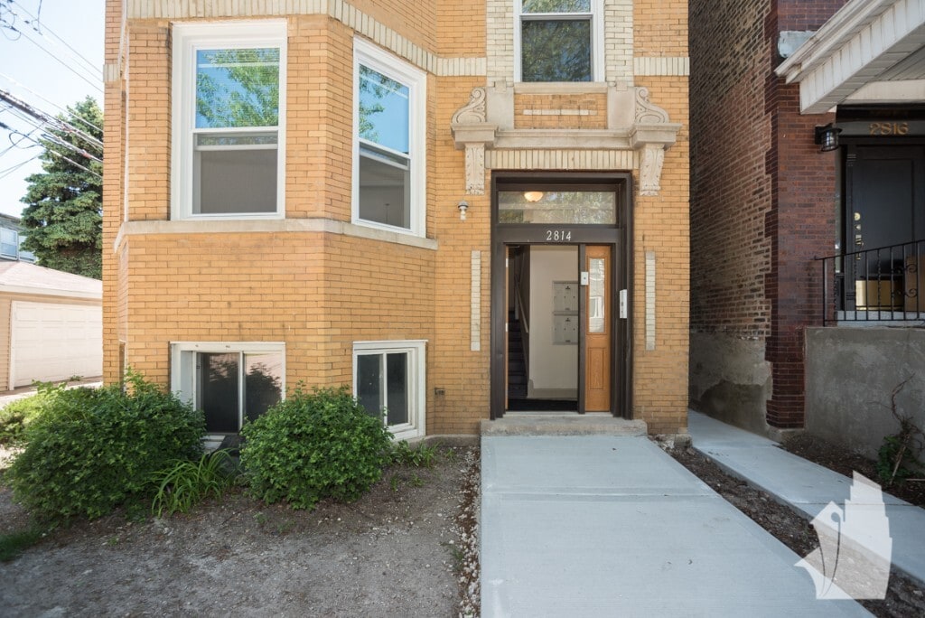 2815 N Troy St Unit 3R, Chicago, IL 60618 Condo for Rent in Chicago