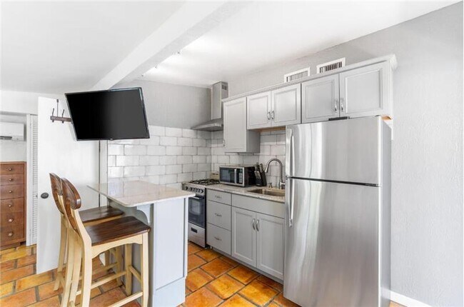 Foto del edificio - 400 33rd St