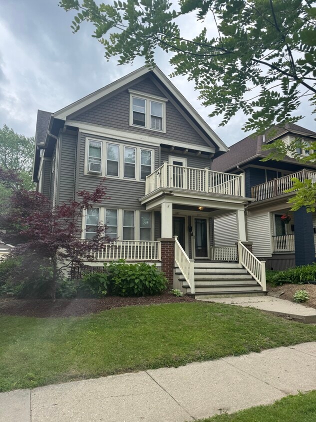 Front porch - 6821 W Lloyd St