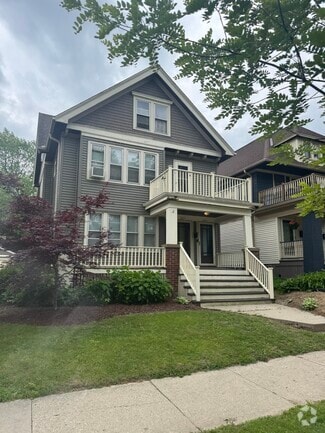 Building Photo - 6821 W Lloyd St