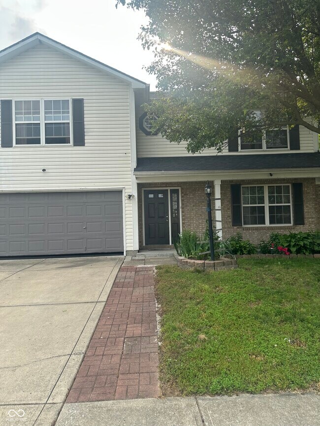 Foto del edificio - 7122 Tassel Meadow Dr