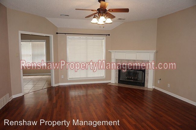 Building Photo - 5045 Rivercrest Ln