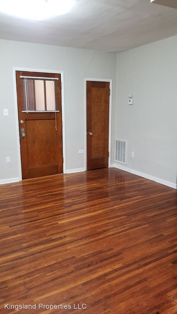 Foto del edificio - 3711 Bates St