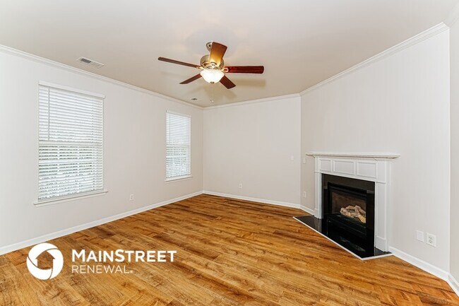 Foto del edificio - 5020 Kelly Creek St