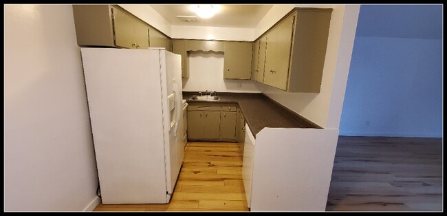 Foto del edificio - 2805 S Alaska St