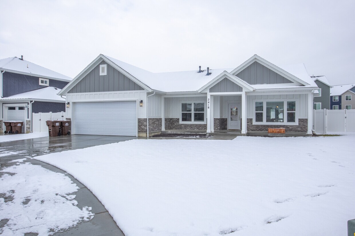 Foto principal - 2418 W Glover Ln