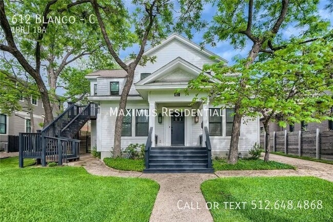 Building Photo - 612 Blanco-C