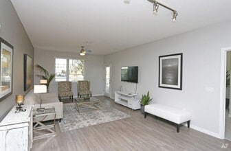 Building Photo - 3639 Haven Ave