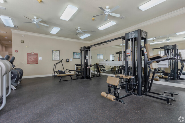 Fitness - Halliday Apartments.com