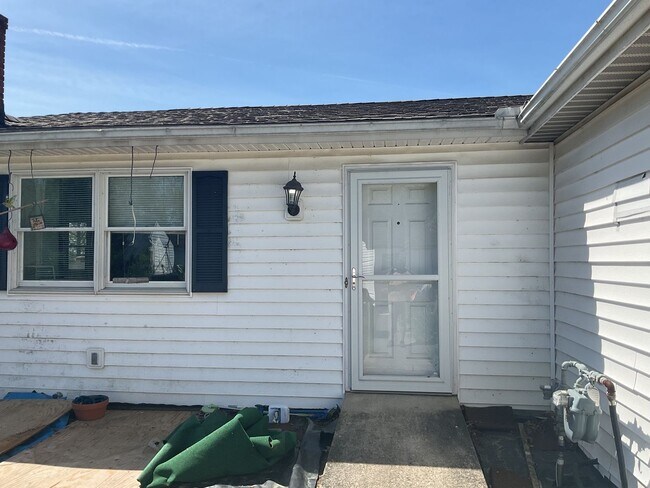 Foto del edificio - 1184 Julianne Dr