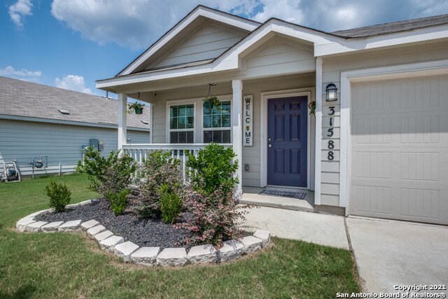 Building Photo - 31588 Bard Ln