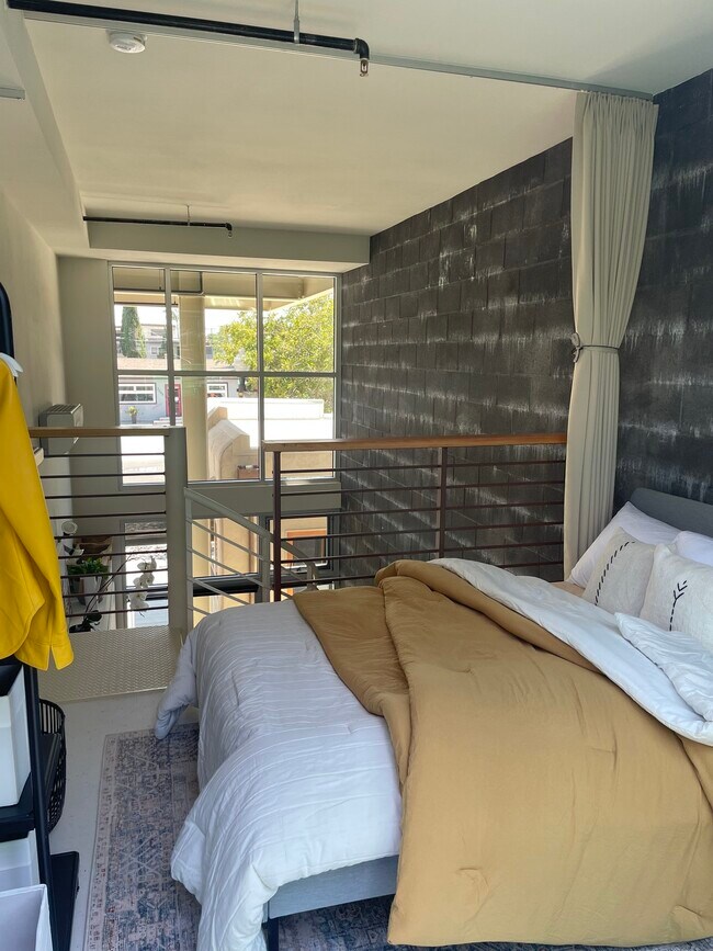 Foto del edificio - 3586 Adams Avenue, Unit 02
