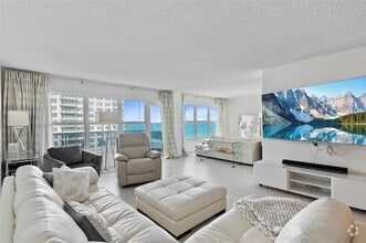 Building Photo - 3500 Galt Ocean Dr