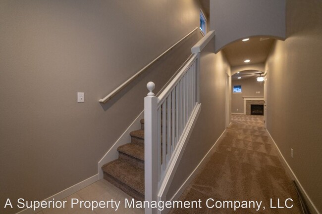 Building Photo - 3 br, 2.5 bath House - 2971 NE Quiet Canyo...