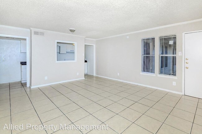 Foto del edificio - 3327 Willow Creek Dr