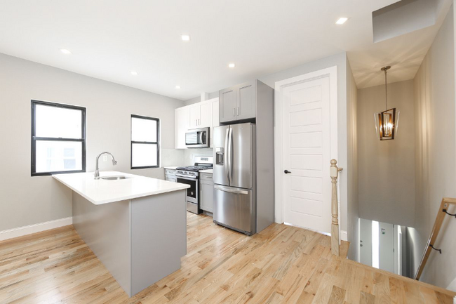 936 E 87th St, Brooklyn, NY 11236 - Townhome Rentals in Brooklyn NY ...