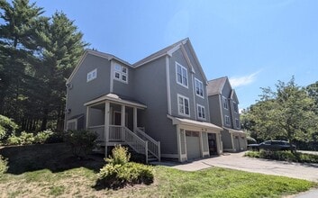 Building Photo - 1465 Hooksett Rd