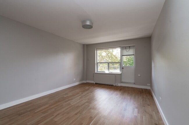 Building Photo - 111 Lawton Blvd