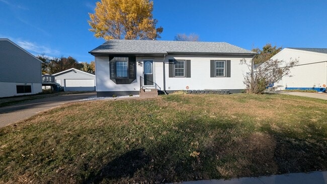 Building Photo - 1750 W 54th St