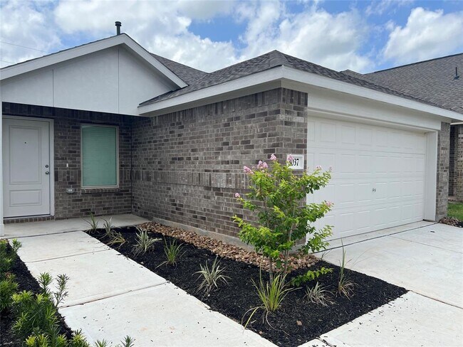 Foto del edificio - 3037 Pensacola Dr
