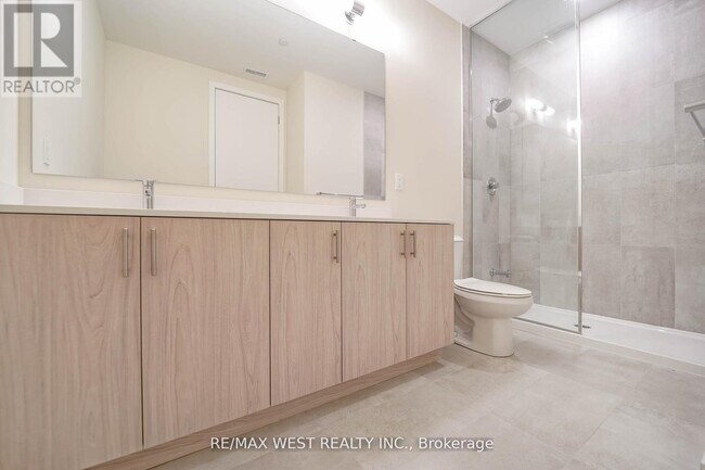 Photo du bâtiment - 65 Saigon Dr