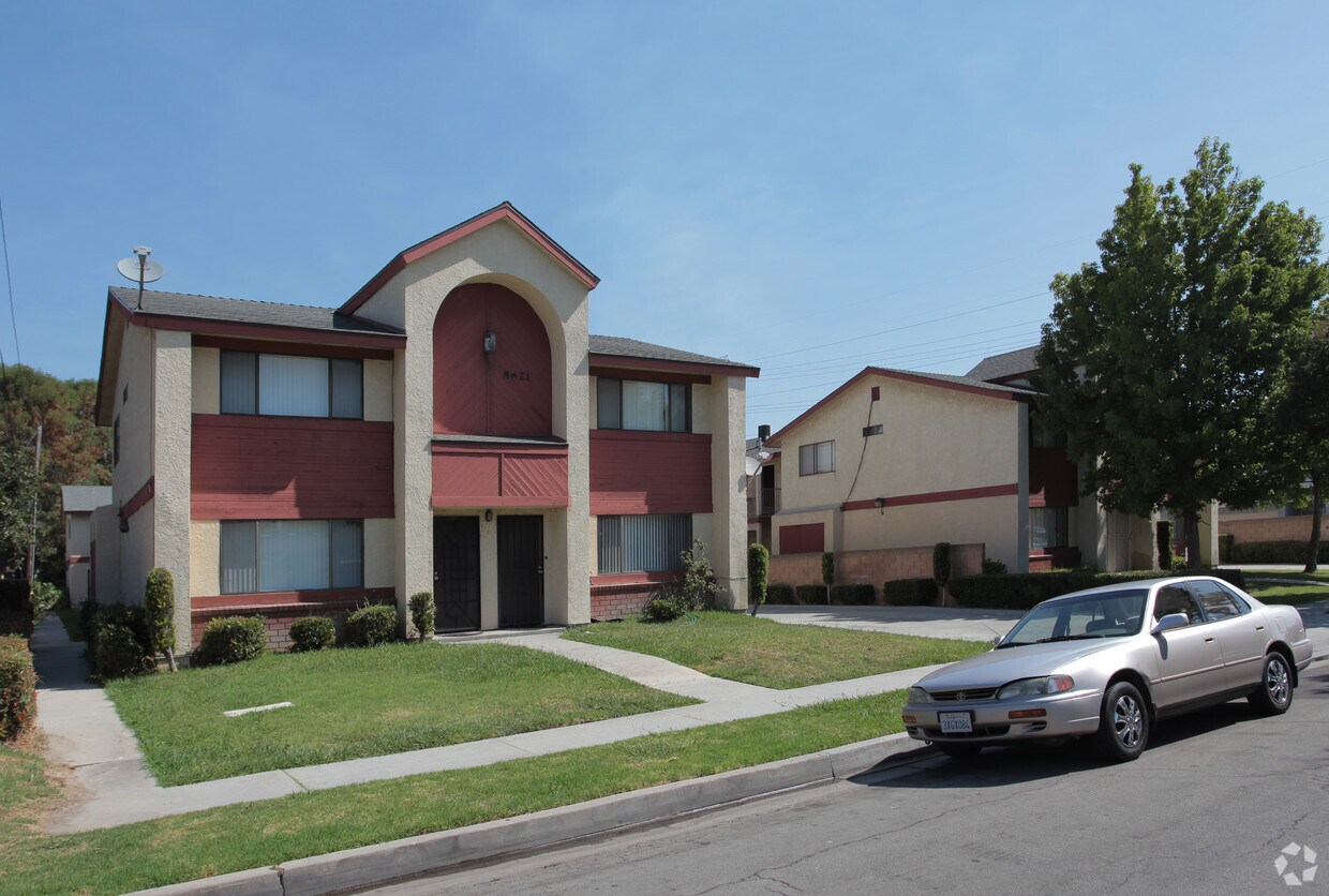 Building Photo - 8621 Rose St