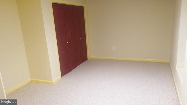 Foto del edificio - 9607 Laurel Oak Dr