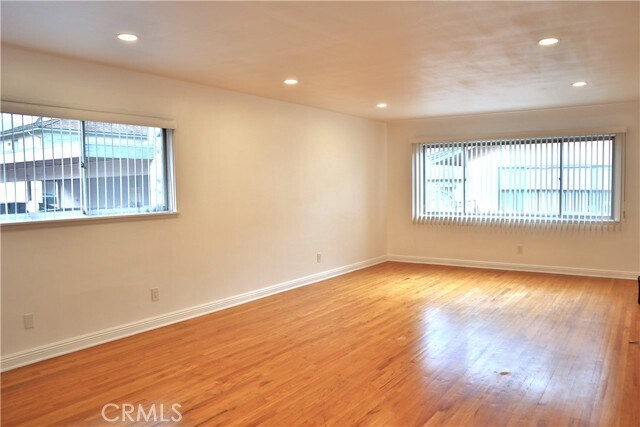 Foto del edificio - 809 Fairview Ave