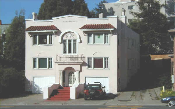 Primary Photo - 2719 Harrison St