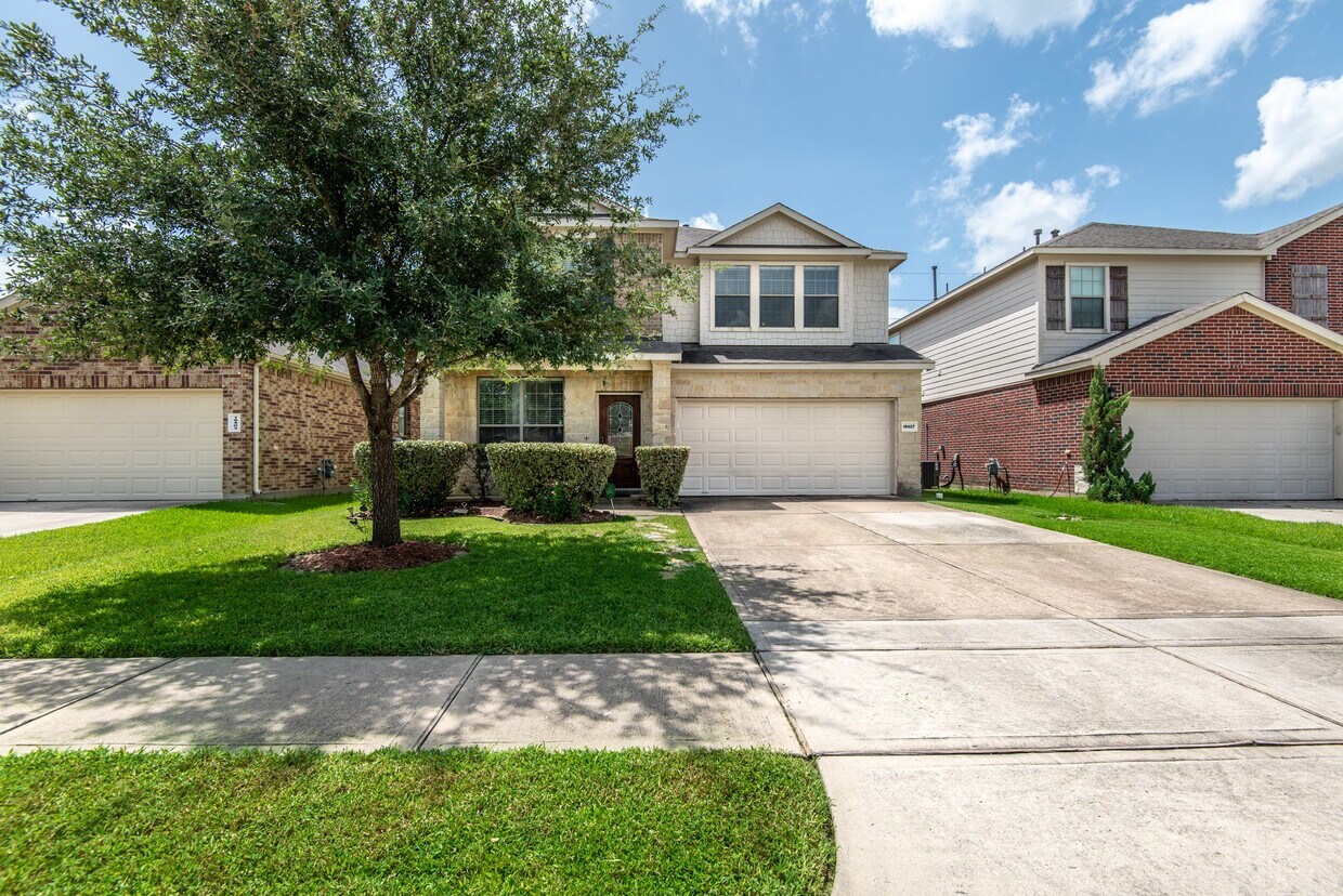Foto principal - 19407 Midnight Glen Dr