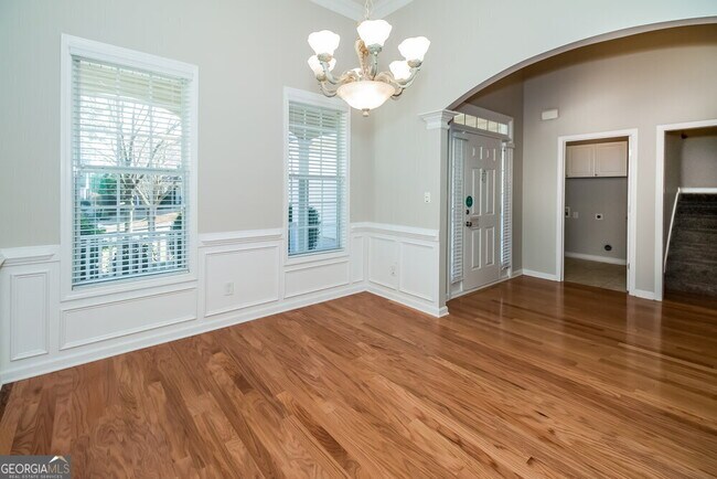 Foto del edificio - 329 Westhill Dr