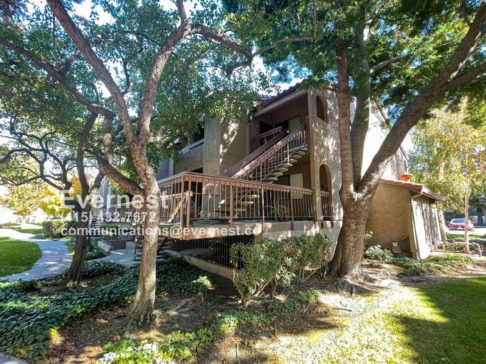 Foto principal - 2250 Monroe St