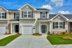 Building Photo - 424 Amesbury Dr