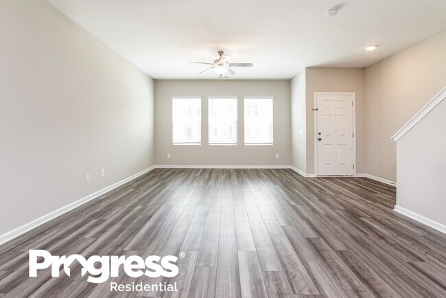 Building Photo - 330 Stone Arbor Wy