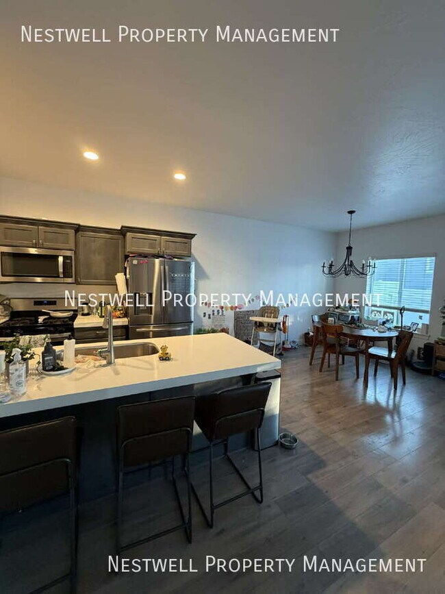 Foto del edificio - 7257 N Clover Leaf Ln