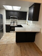 Building Photo - 4038 Grover Ct