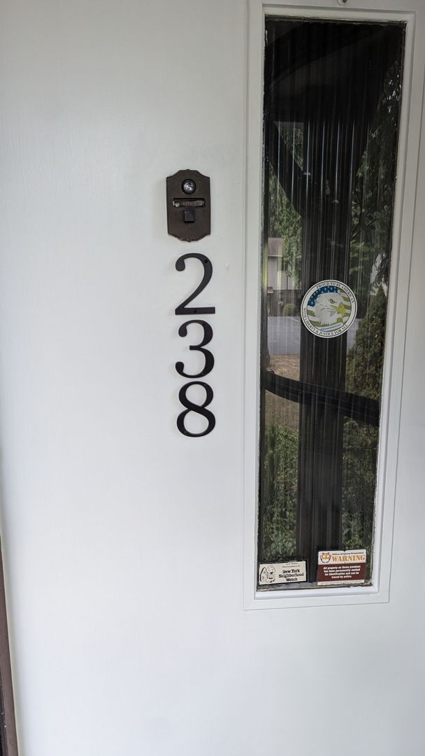 Building Photo - Recently renovated 1st floor condo for ren...