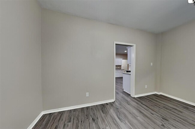 Foto del edificio - 26953 Kings Crescent Dr