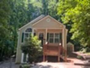 Building Photo - 6420 Sawnee Way